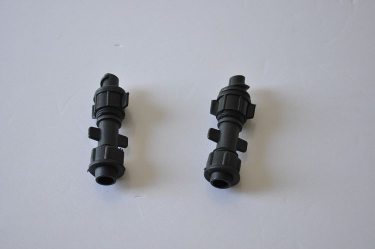 锁母旁（páng）通